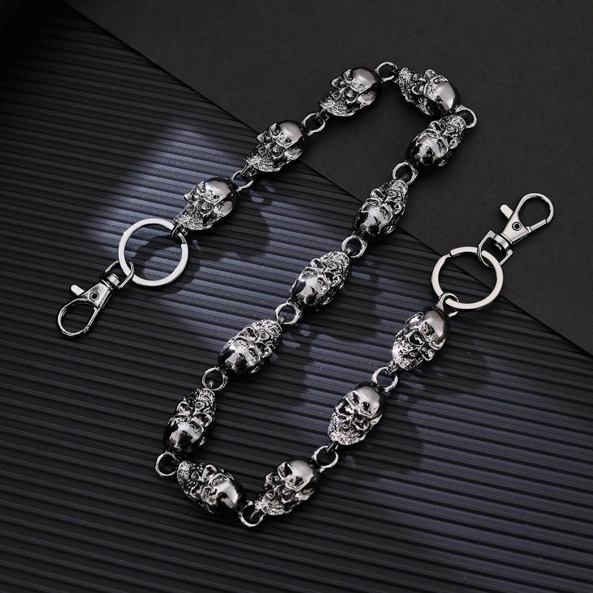 Porte-clés Crâne, Chaîne de Po - Gothic Skull Ring avis et prix