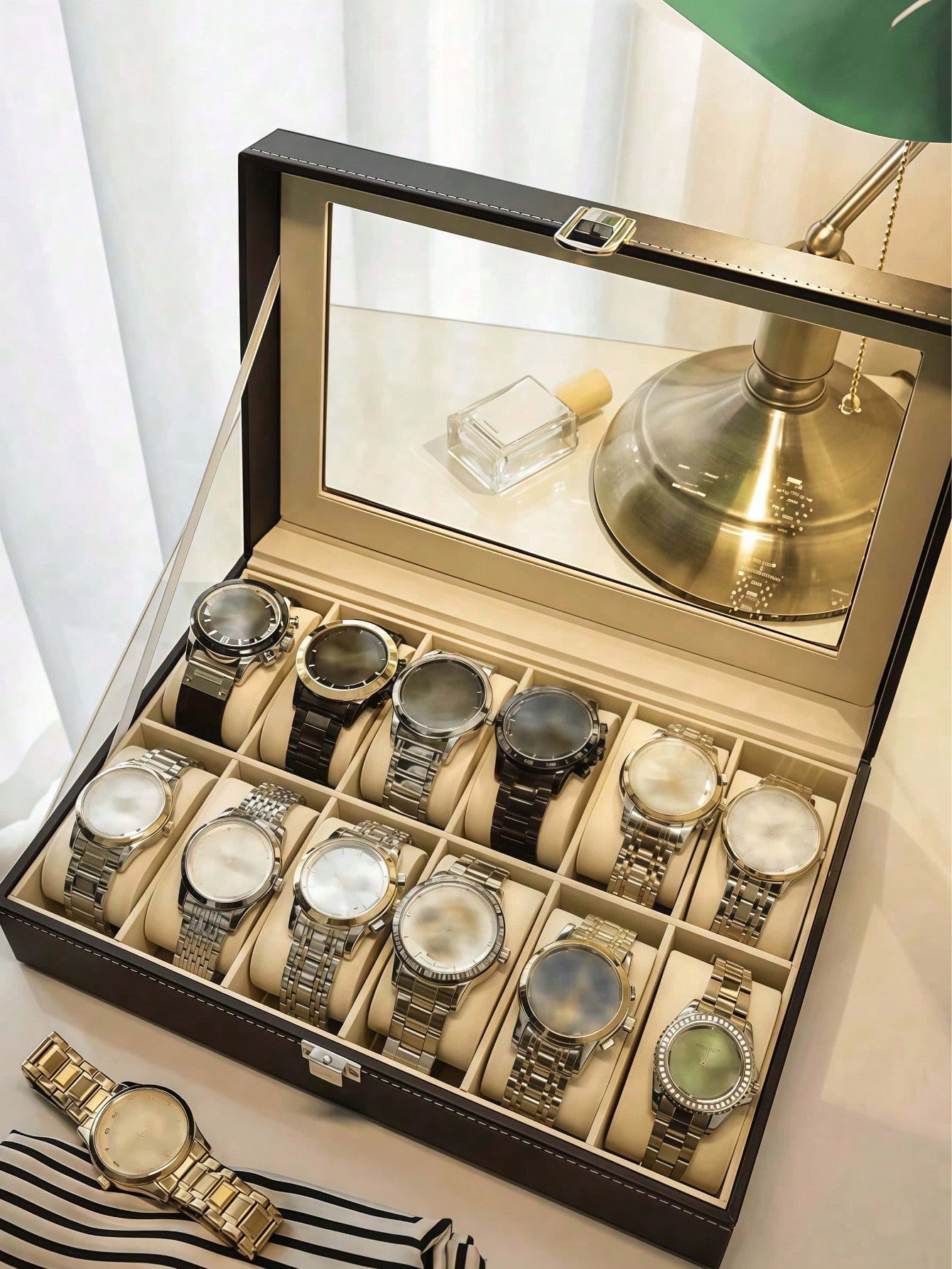 Boîte à montres en cuir avec s - Jewelry With Watches avis et prix